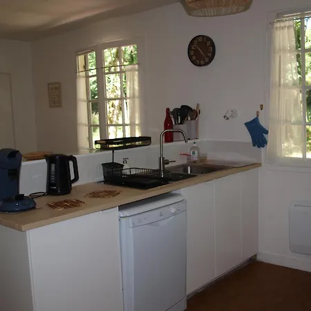 Casa de Férias Cantebos - Maison Avec 3800 M² De Jardin Saint-Laurent-de-Medoc